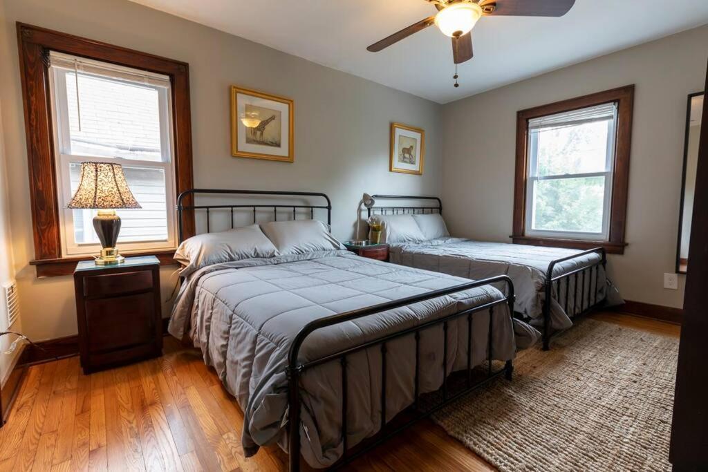 Craftsmen Charmer With Easy City & Airport Access Pittsburgh Exterior photo