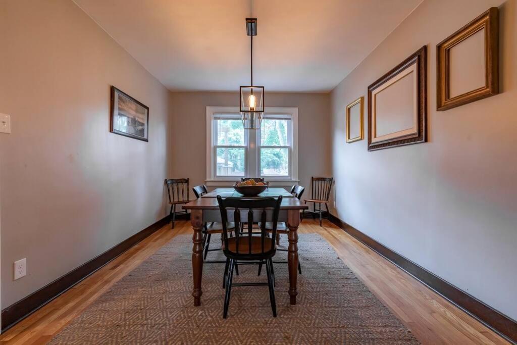 Craftsmen Charmer With Easy City & Airport Access Pittsburgh Exterior photo